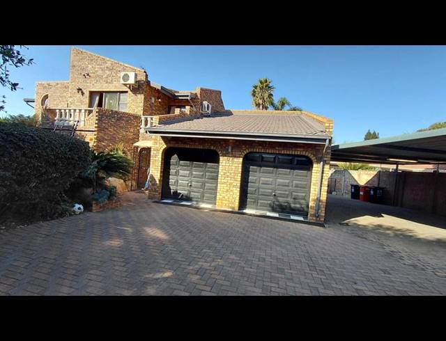 4 BEDROOM HOUSE FOR SALE IN MEYERSDAL